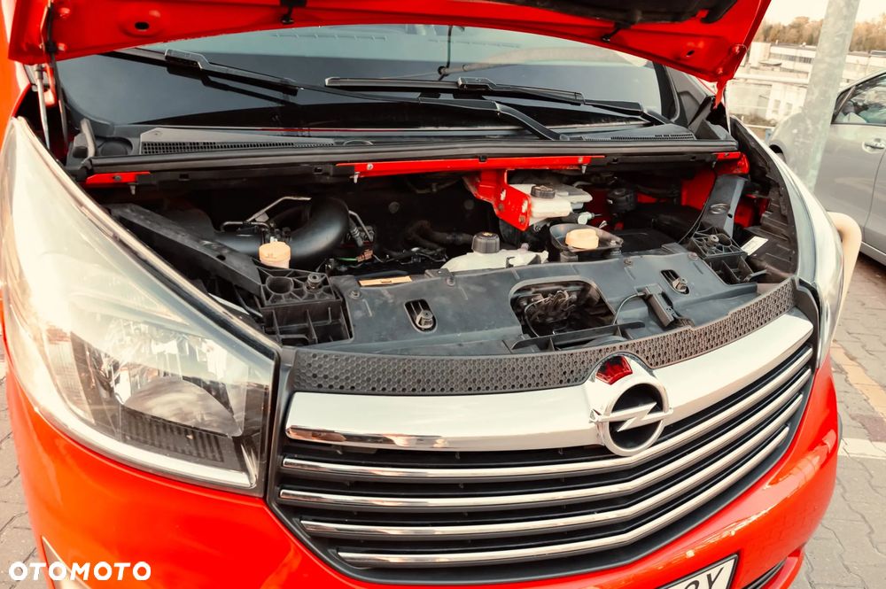 Opel Vivaro L2H1 2,9t Elegance Business - 8