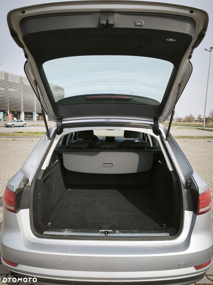Audi A4 Avant 1.4 TFSI S tronic sport - 32