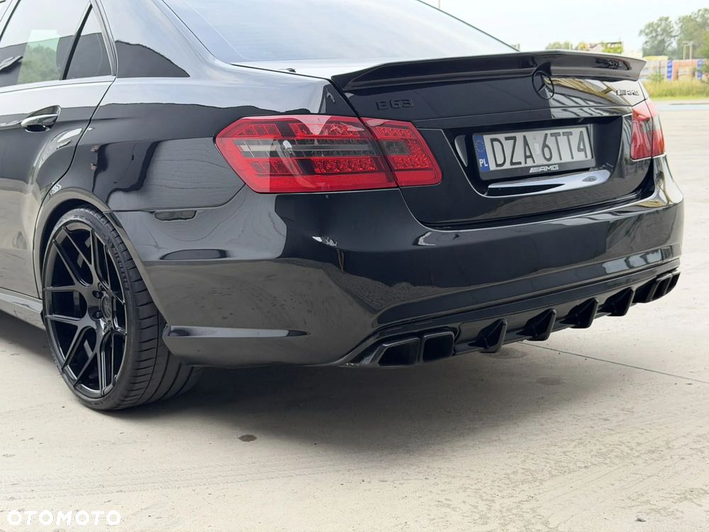 Mercedes-Benz Klasa E 63 AMG AMG Speedshift 7G-MCT - 15