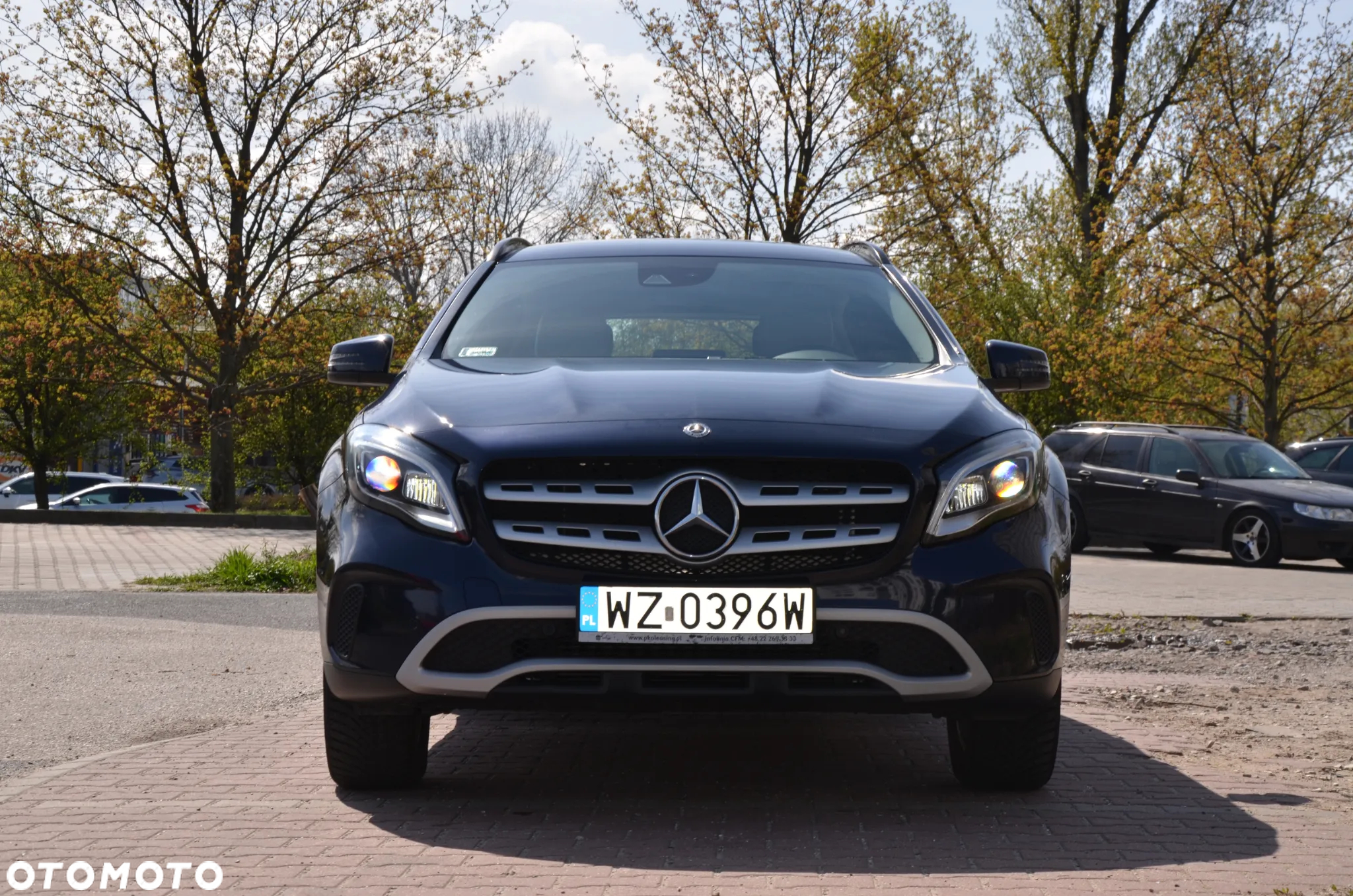 Mercedes-Benz GLA 200 7G-DCT - 4