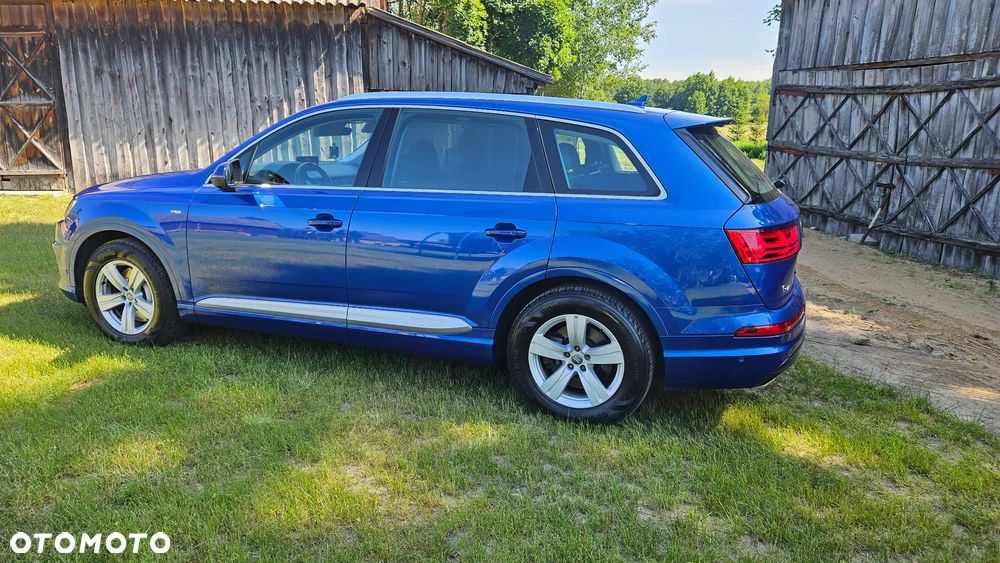 Audi Q7 2016 photo 5