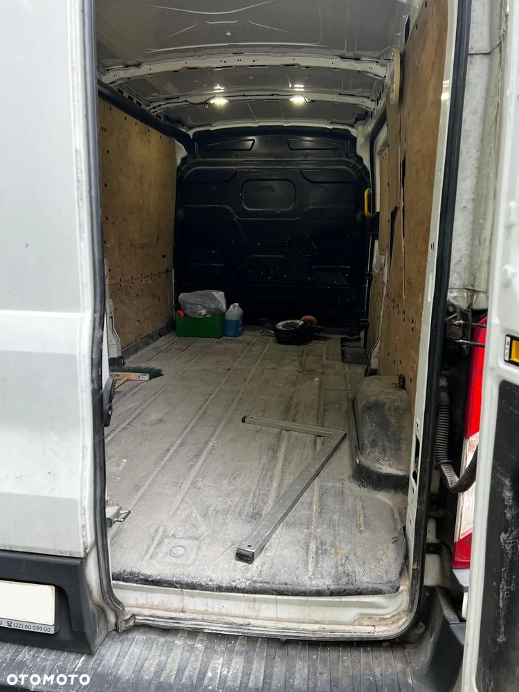 Ford Transit - 7