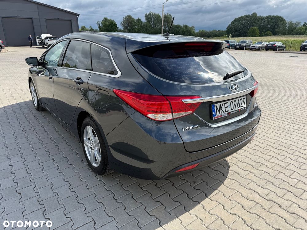 Hyundai i40 i40cw 1.6 Fifa World Cup Edition - 8