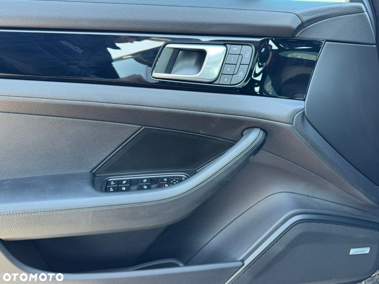 Porsche Panamera 4 - 17