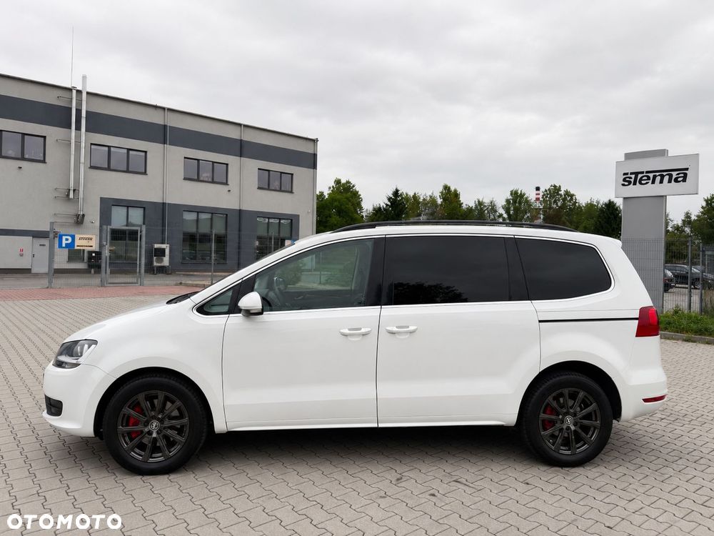 Volkswagen Sharan 2.0 TDI DPF BlueMotion Comfortline - 12