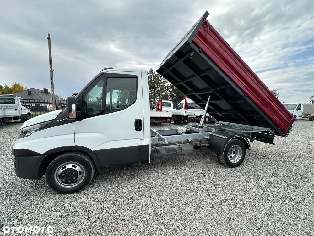 Iveco 34C14 35C16