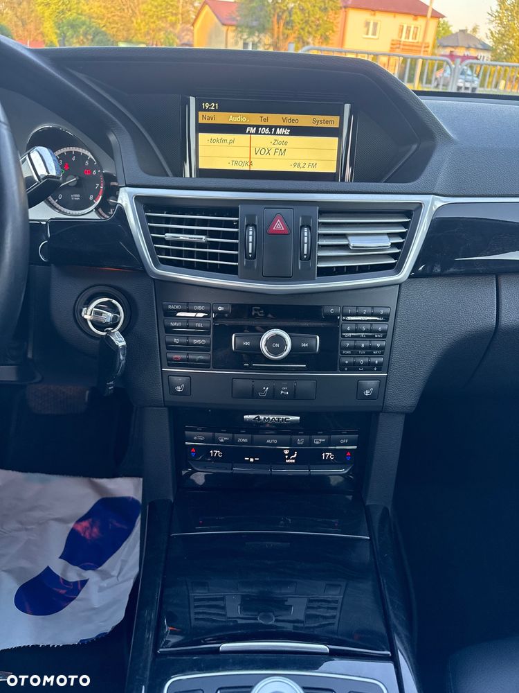 Mercedes-Benz Klasa E 350 4Matic 7G-TRONIC Avantgarde - 17