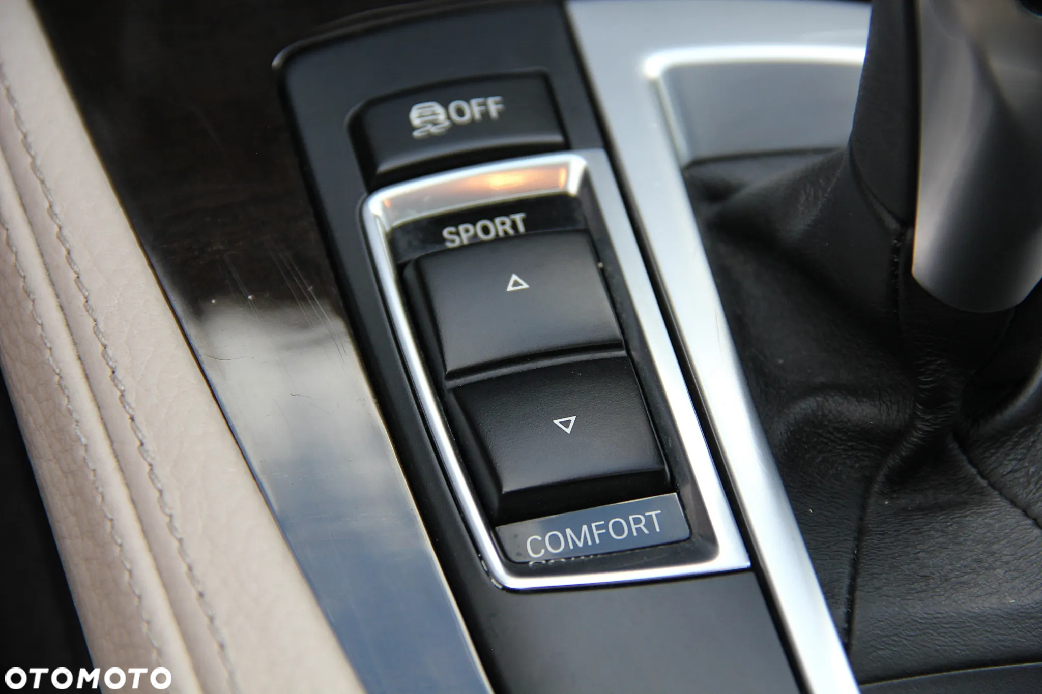 BMW Seria 5 525d Sport-Aut - 25