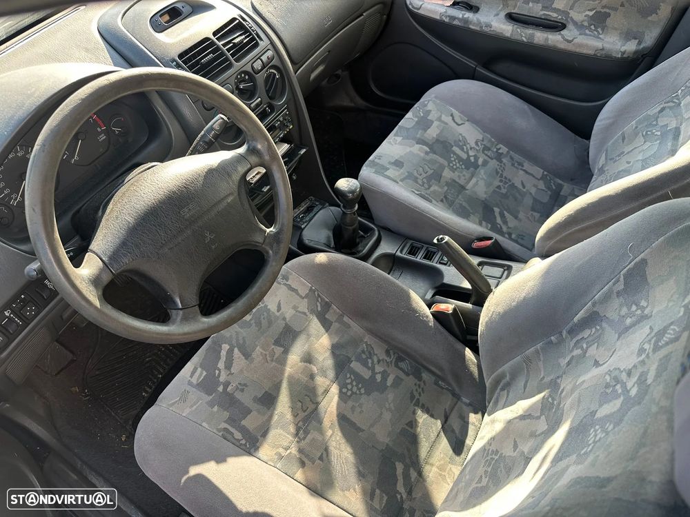 Mitsubishi Carisma 1.6i Ref Motor 4G92 (SOHC 16V) de 1999 para peças - 6