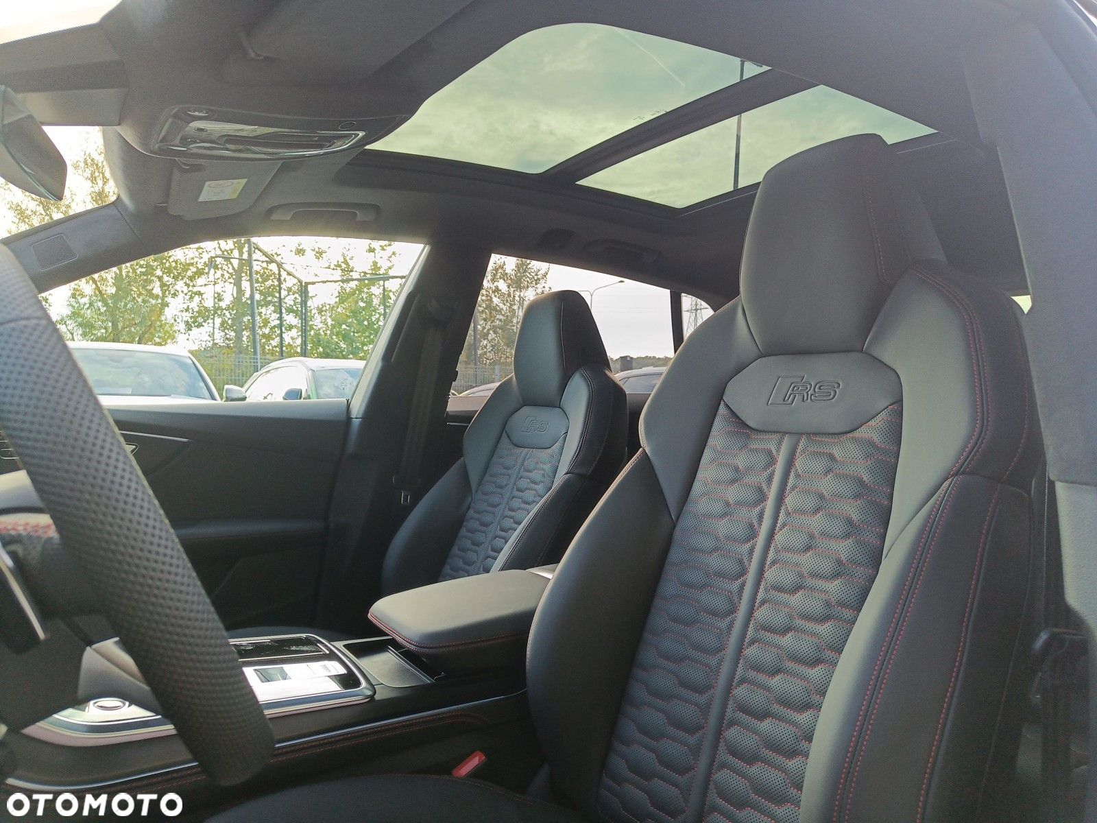 Audi RS Q8 - 12