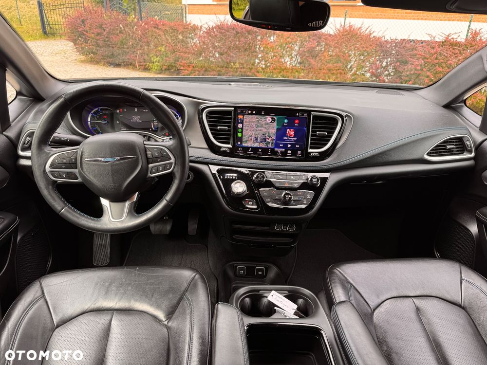 Chrysler Pacifica - 19
