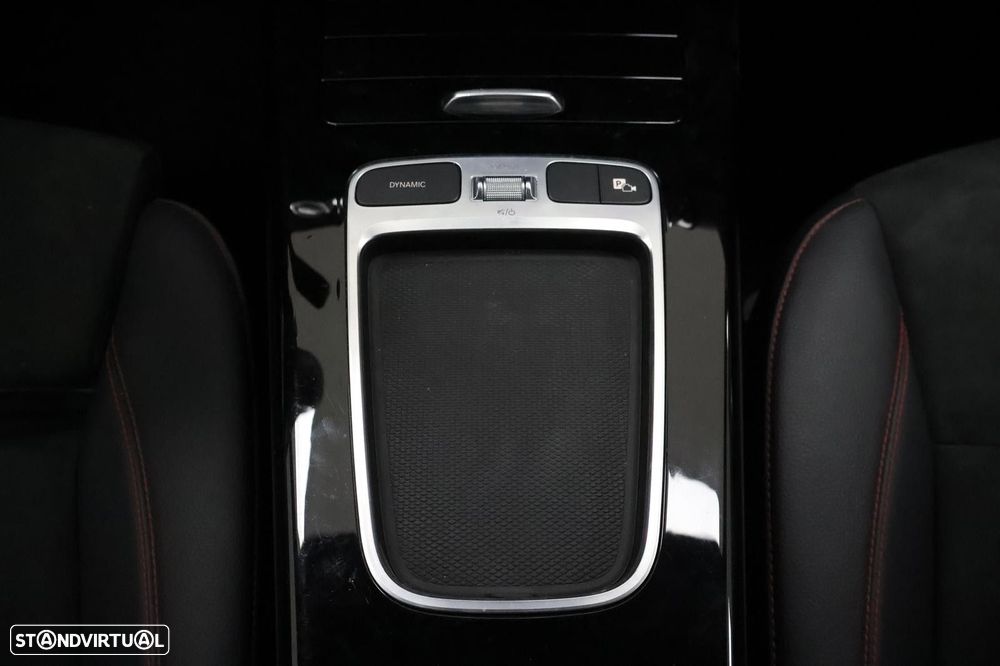 Mercedes-Benz A 200 AMG Line Aut. - 26