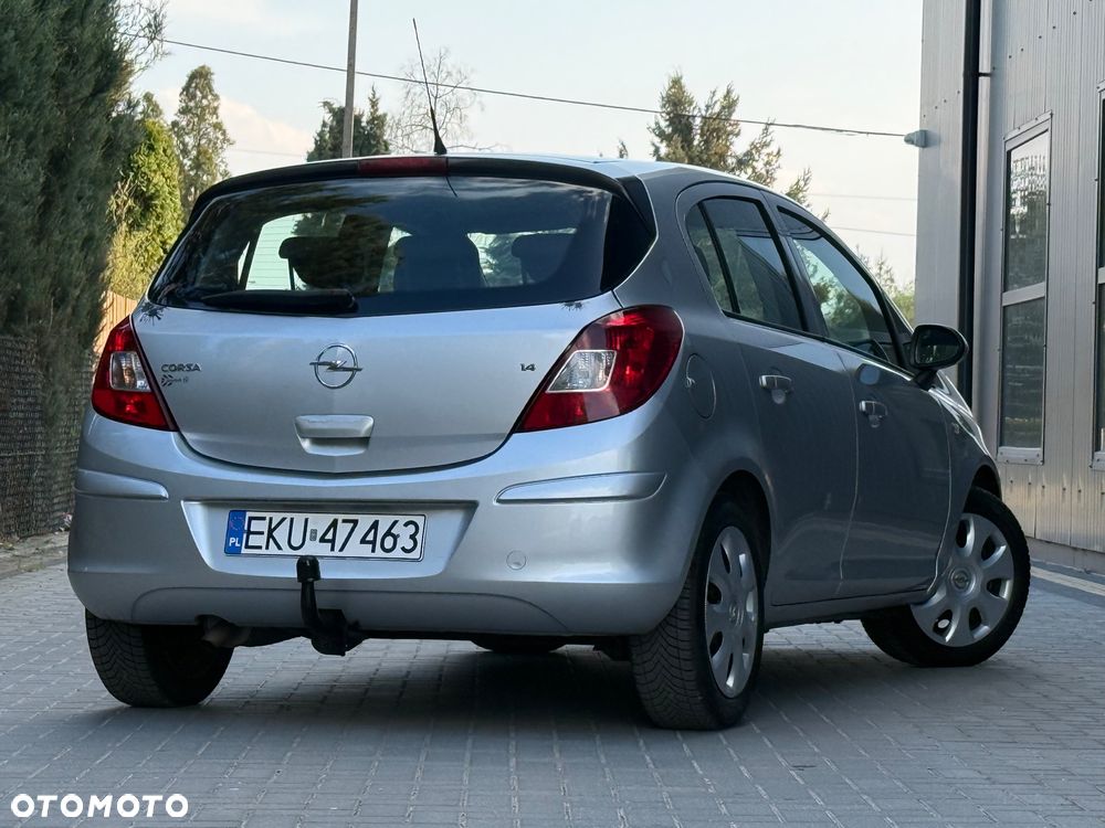Opel Corsa 1.4 16V - 11