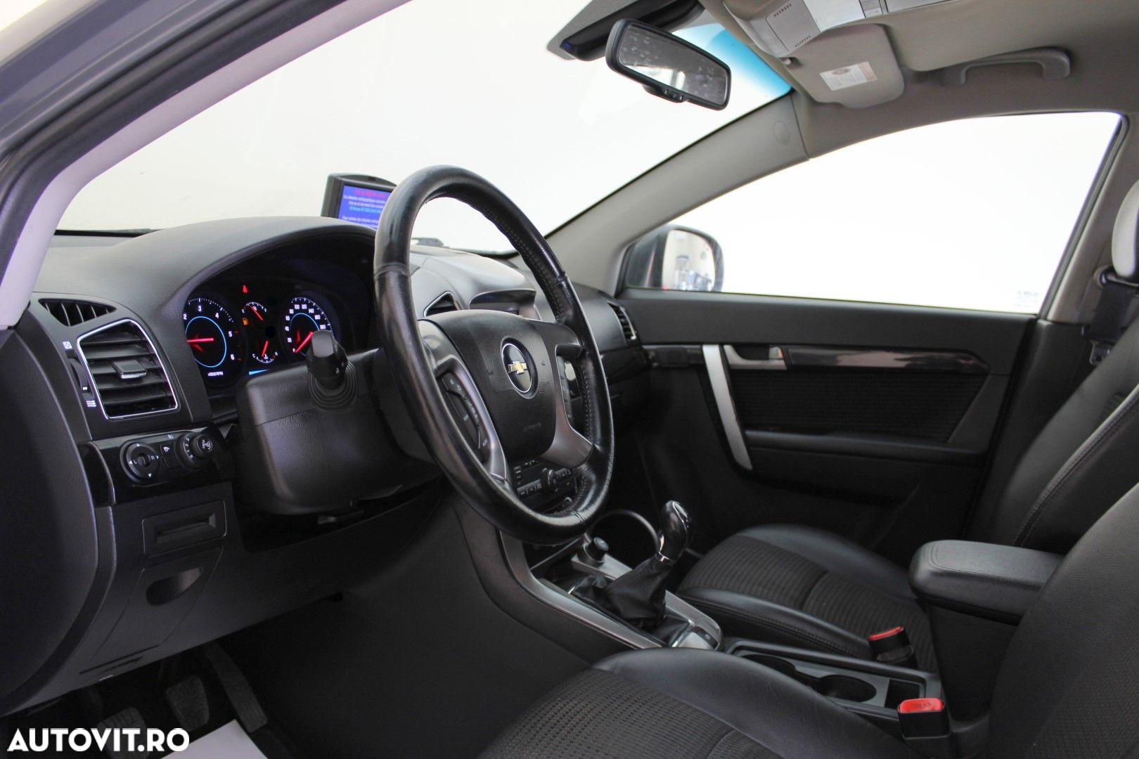 Chevrolet Captiva - 12