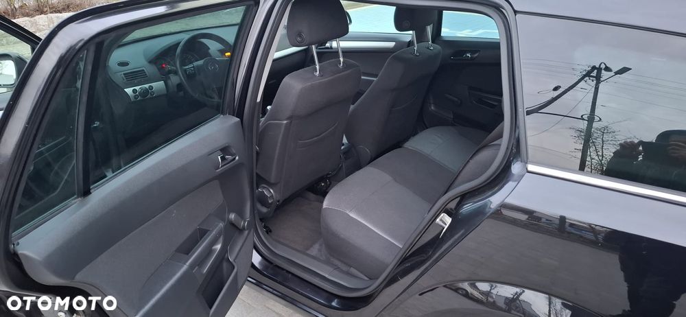 Opel Astra 1.9 CDTI Sport - 13