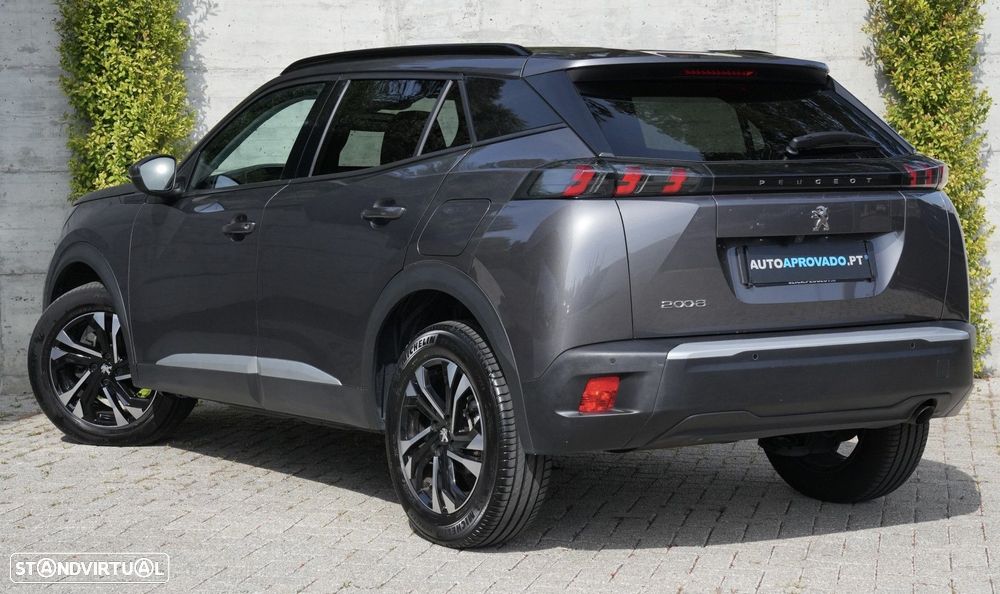 Peugeot 2008 1.2 PureTech Allure Pack - 3