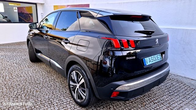 Peugeot 3008 1.6 Hybrid Allure Pack e-EAT8 - 3
