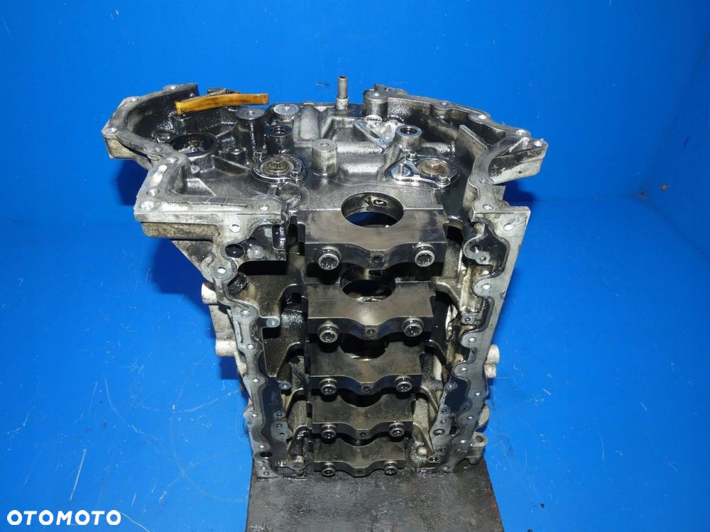 JAGUAR XF II X260 XE X760 F-PACE 2.0 D 204DTD BLOK SILNIKA DO HONOWANIA - 9