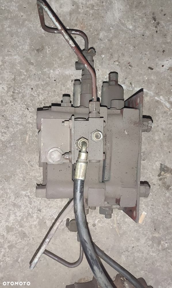 rozdizelacz hydrauliczny - 7