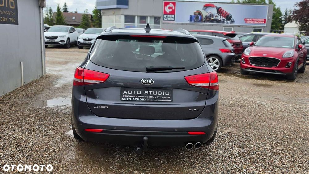 Kia Ceed 1.6 CRDi GT Line - 30