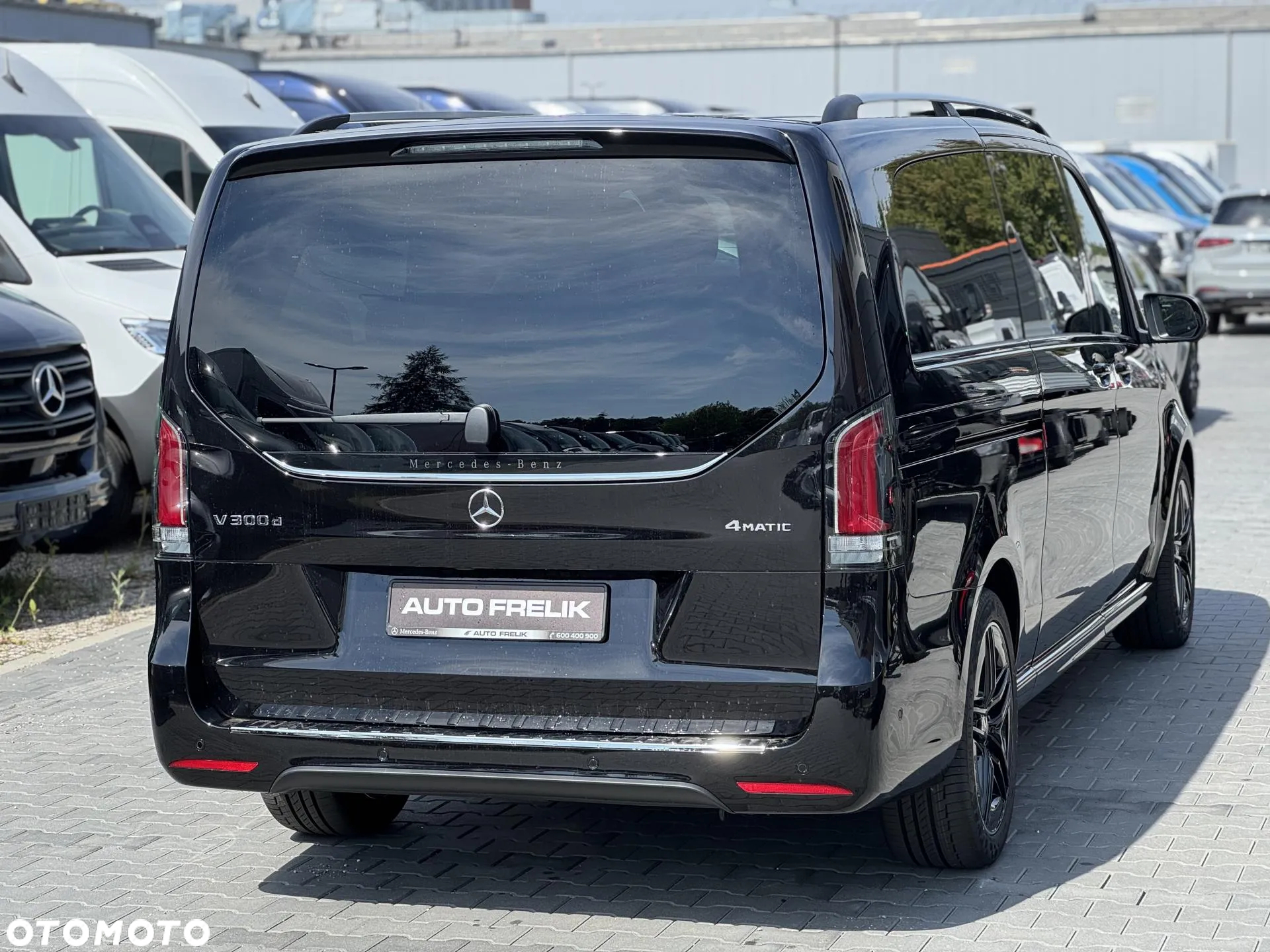Mercedes-Benz Klasa V 300 d 4-Matic 9G-Tronic Exclusive (ekstra d³) - 4