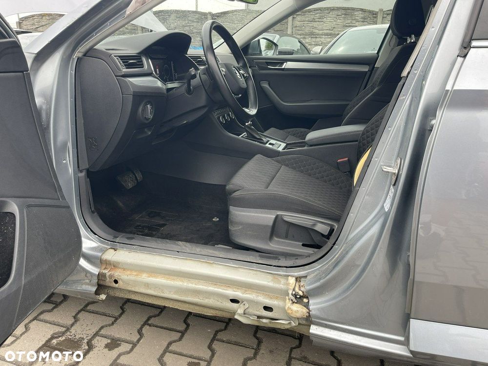 Skoda Superb 2.0 TSI Style DSG - 5