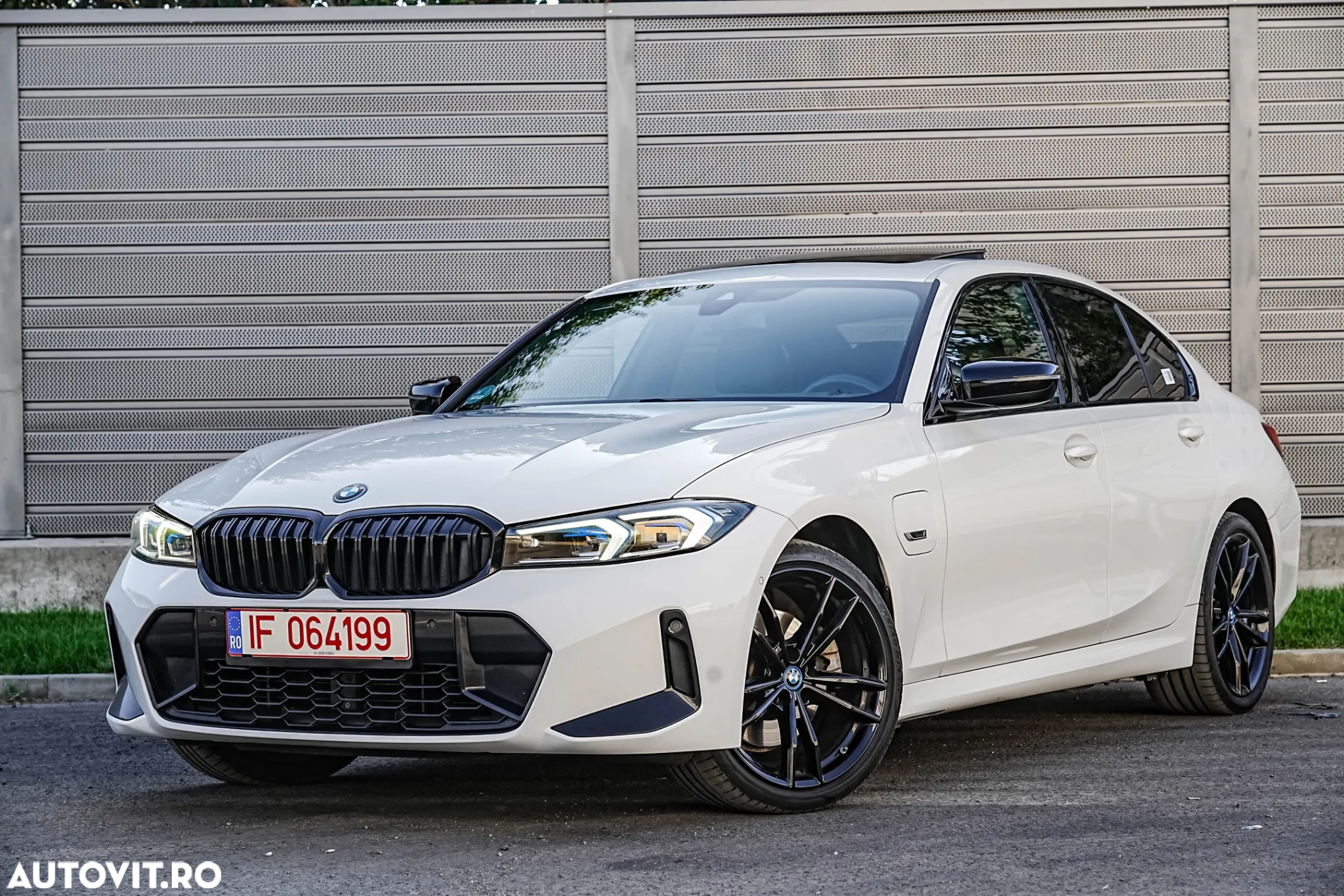 BMW Seria 3 320e Aut. M Sport - 2