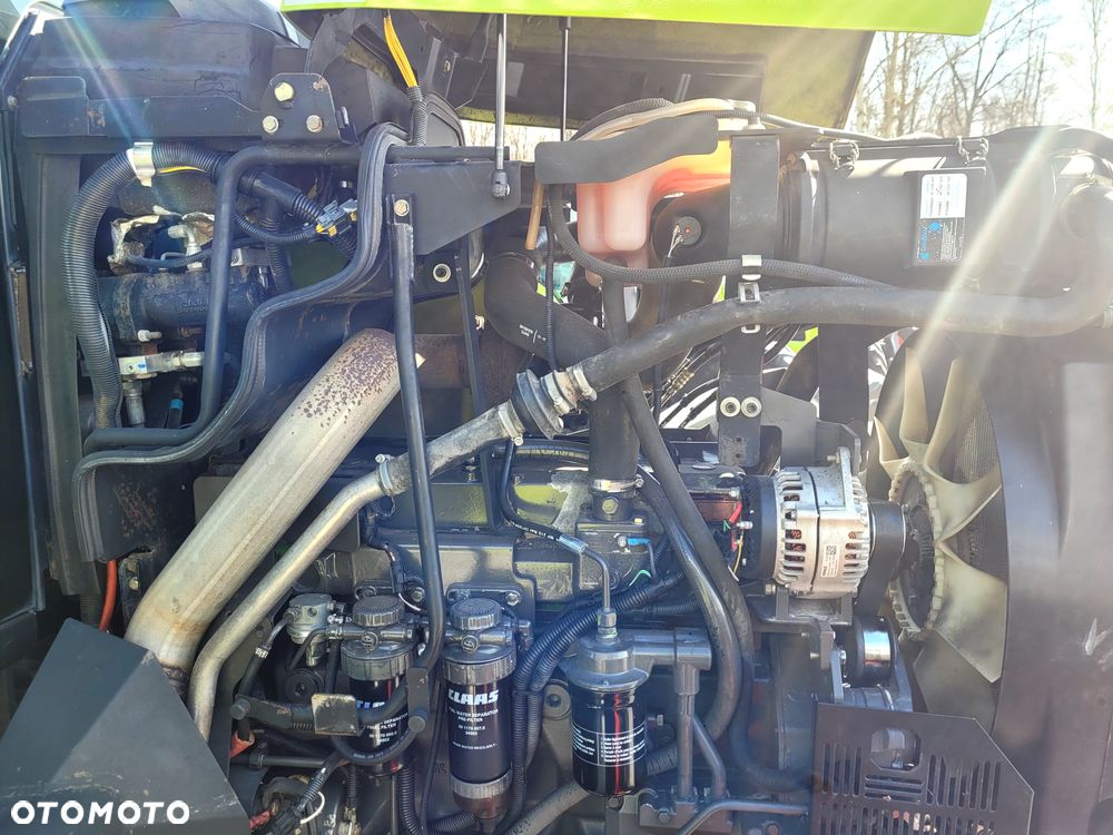 Claas ARION 620 - 21