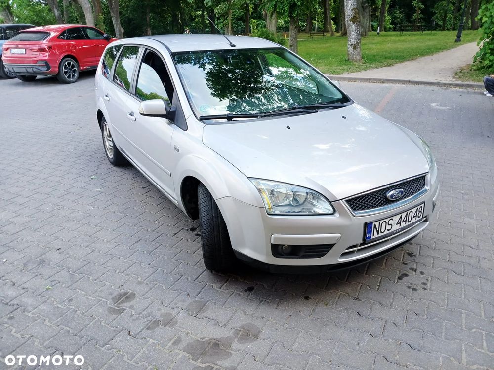 Ford Focus 1.6 TDCi DPF Ghia - 2