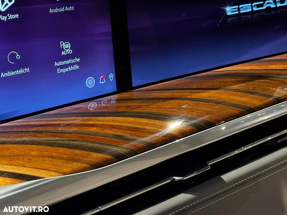 Cadillac Escalade - 29