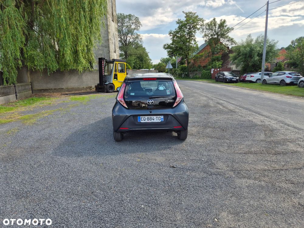 Toyota Aygo x-cite - 21