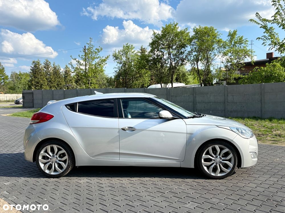 Hyundai Veloster 1.6 GDI Premium - 5