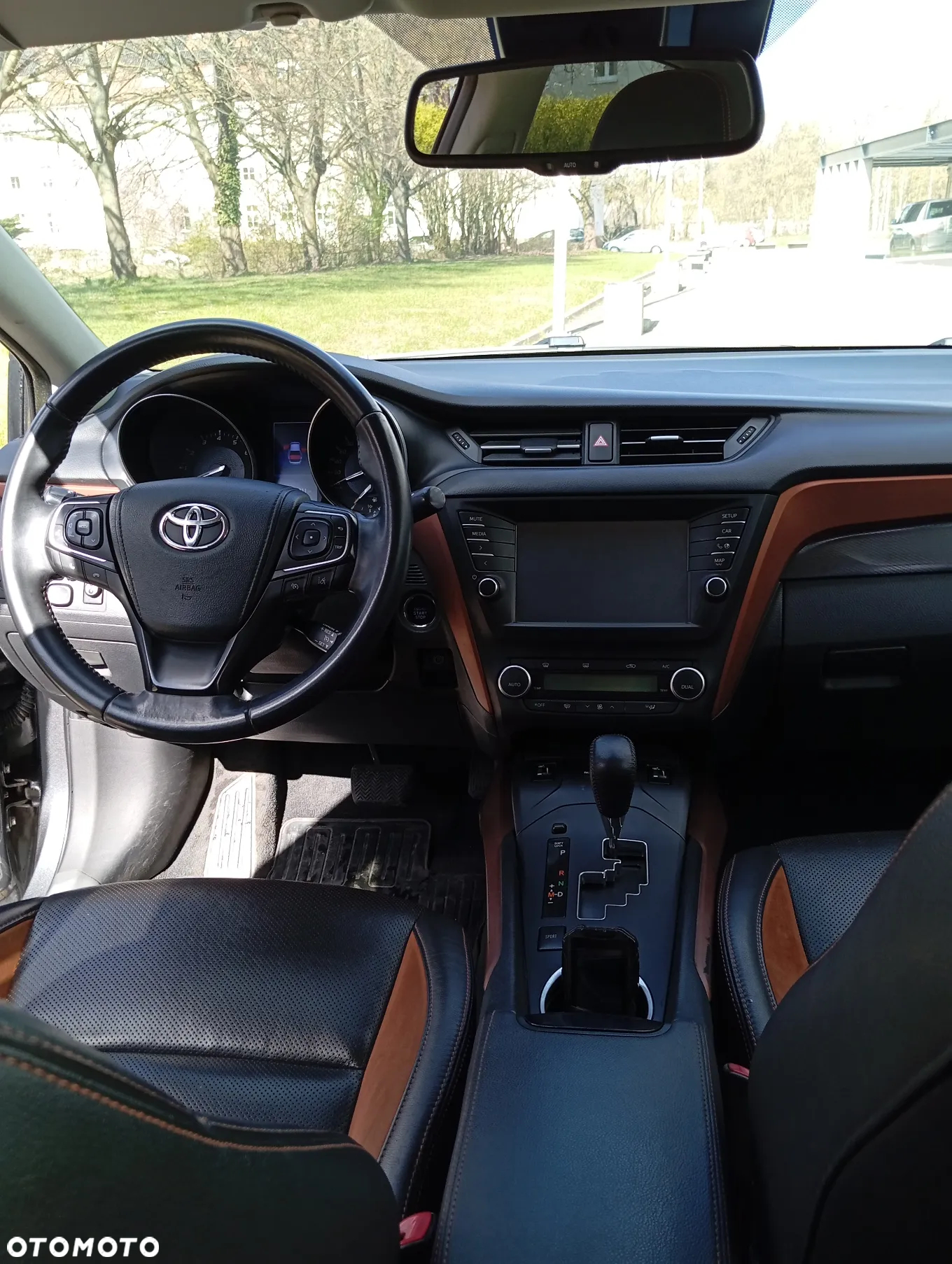 Toyota Avensis 2.0 Premium MS - 8