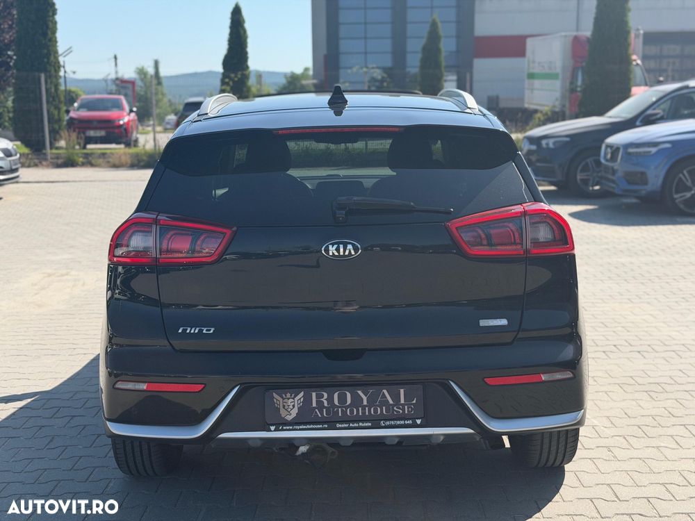 Kia Niro 1.6 GDI 2WD Aut. Spirit - 10