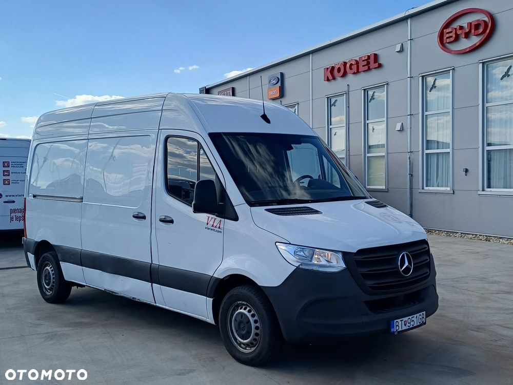 Mercedes-Benz SPRINTER - 18