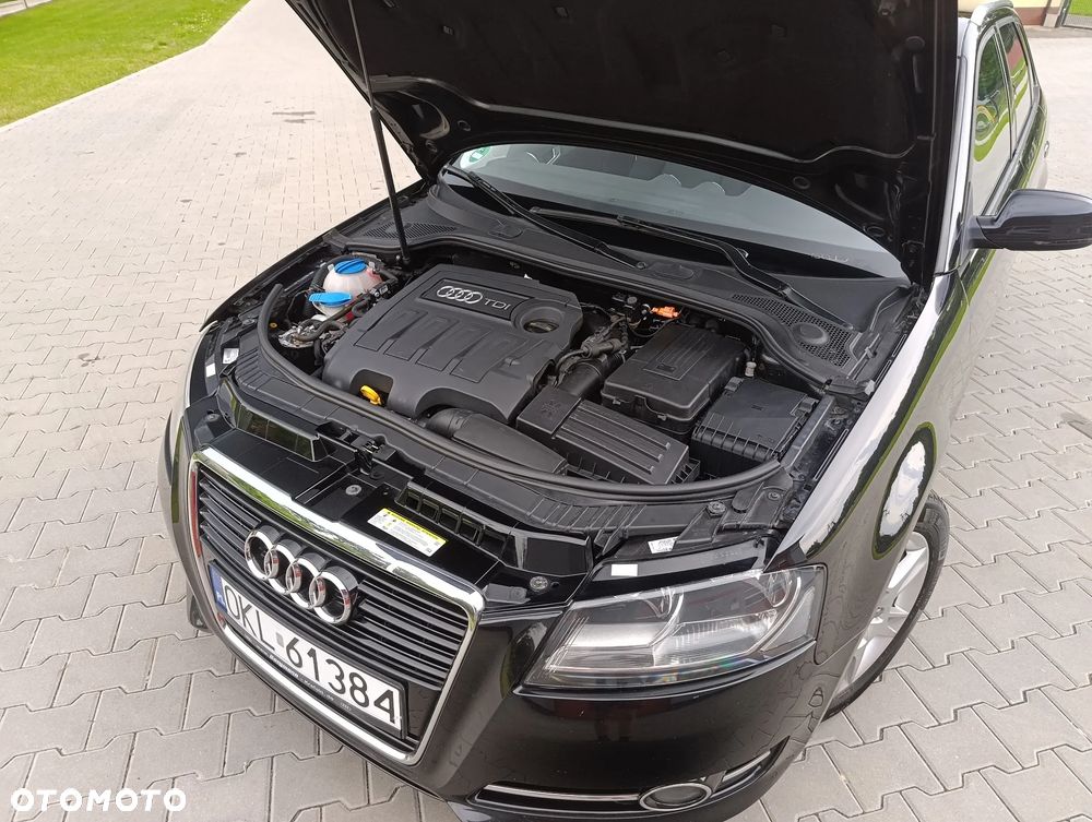 Audi A3 Sportback 1.6 TDI S tronic Attraction - 18