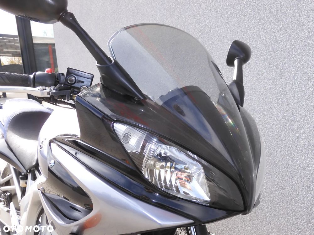 Yamaha FZ6 - 19