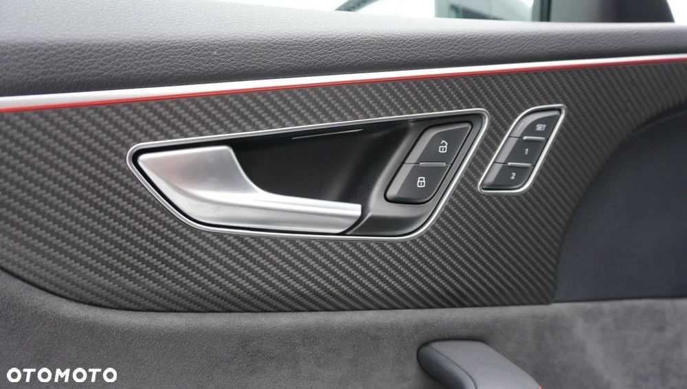 Audi RS Q8 TFSI Quattro Tiptronic - 22