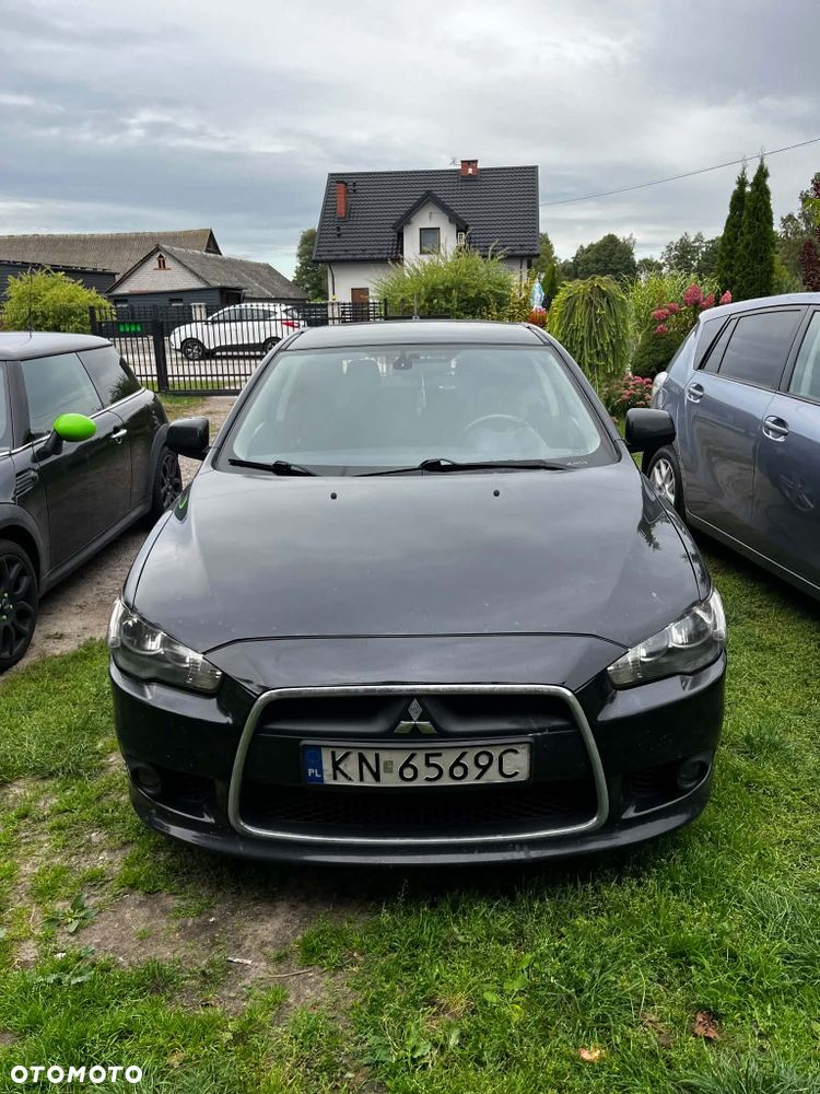 Mitsubishi Lancer - 1