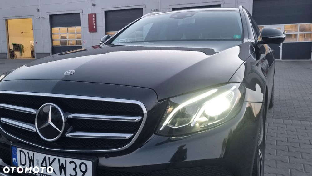 Mercedes-Benz Klasa E 220 d Avantgarde - 4