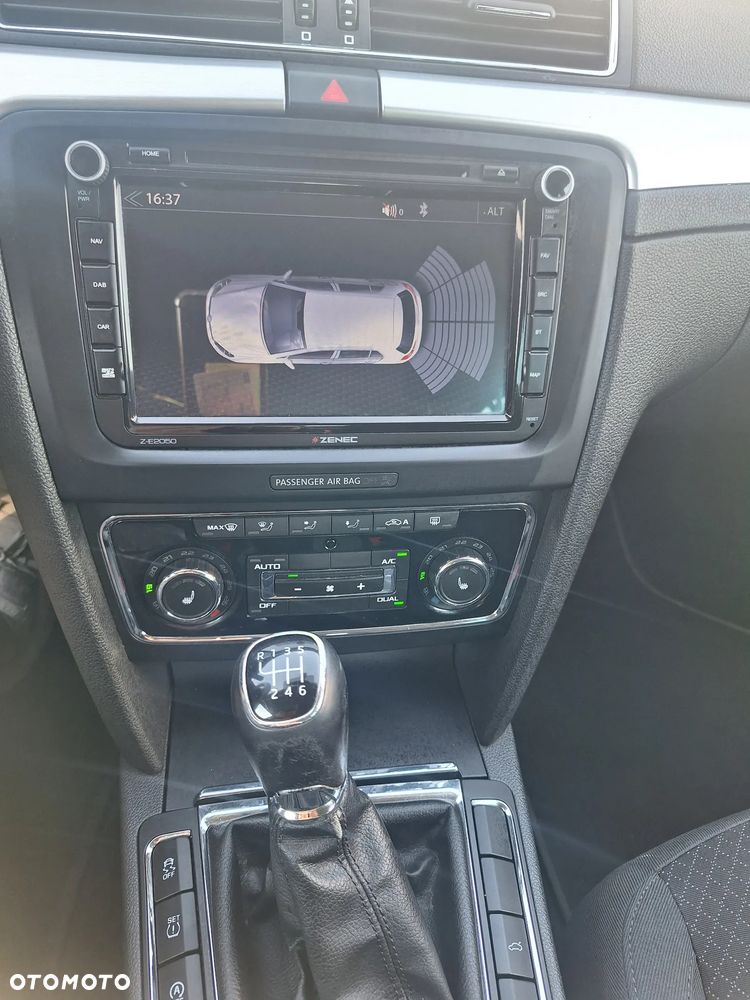 Skoda Superb 2.0 TDI Exclusive - 23