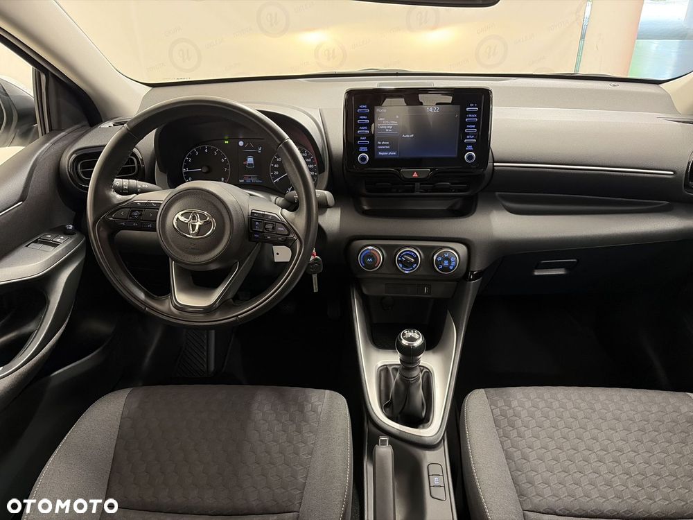 Toyota Yaris - 4