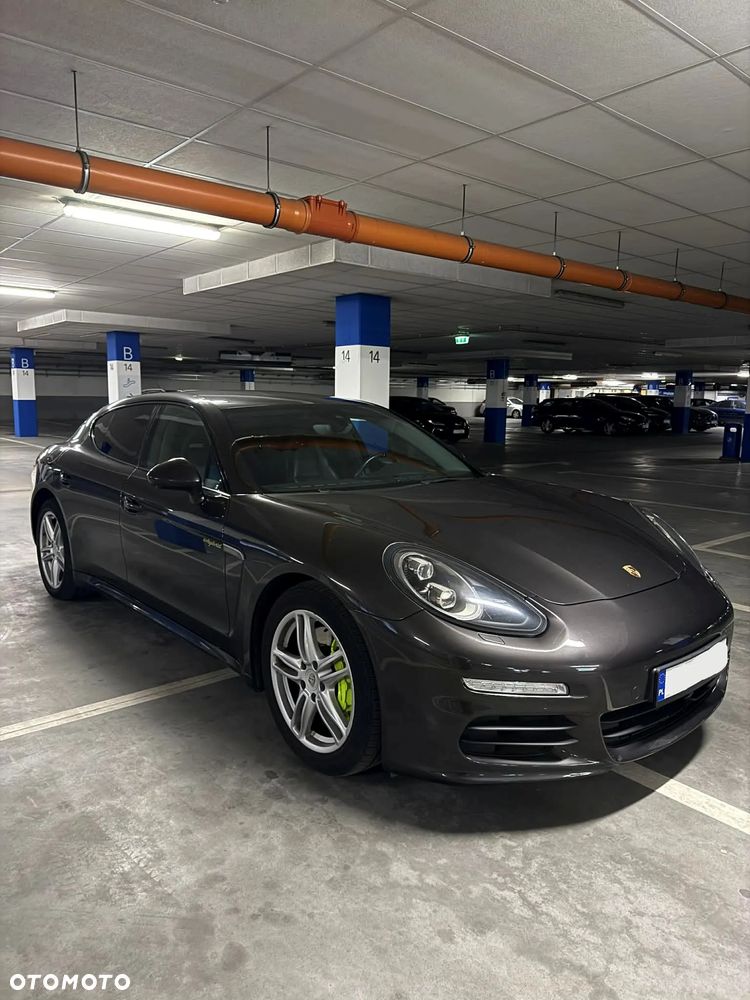 Porsche Panamera - 7