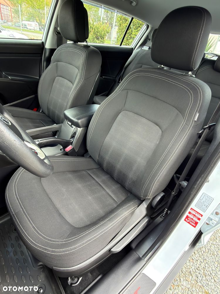 Kia Sportage 1.6 GDI 2WD Attract - 25