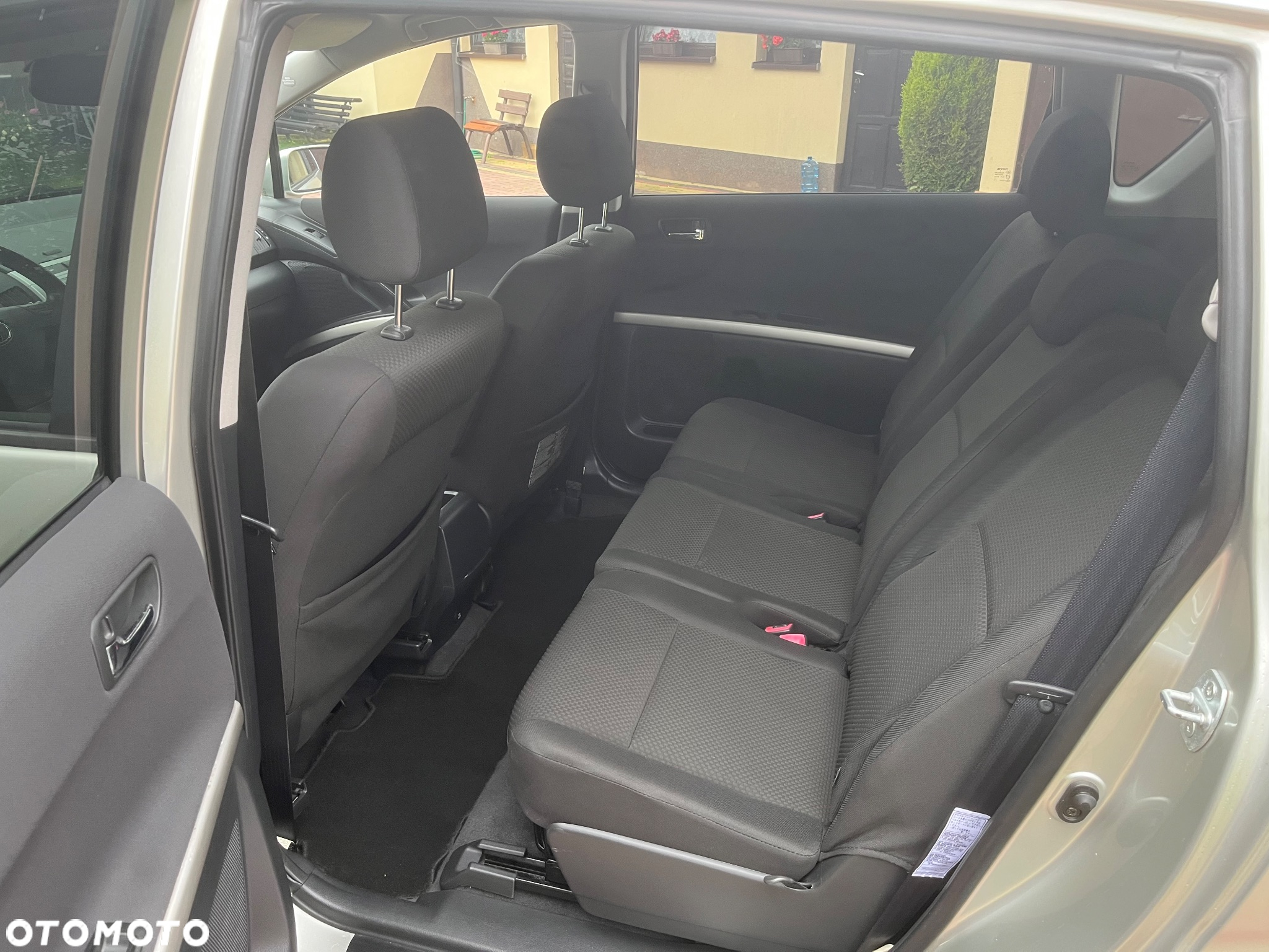 Toyota Corolla Verso 1.8 Sol + 7os - 16