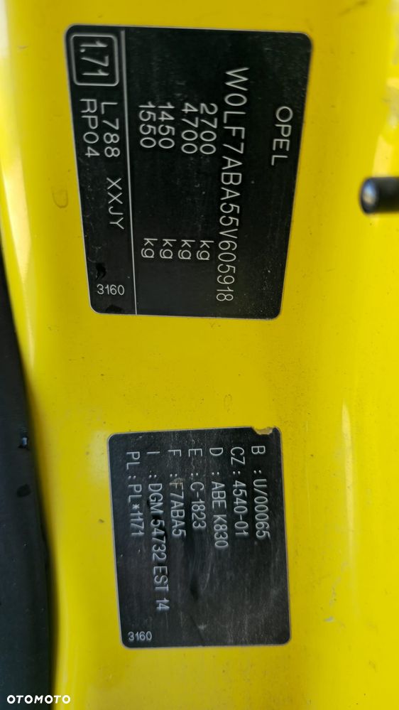 Opel Vivaro - 13