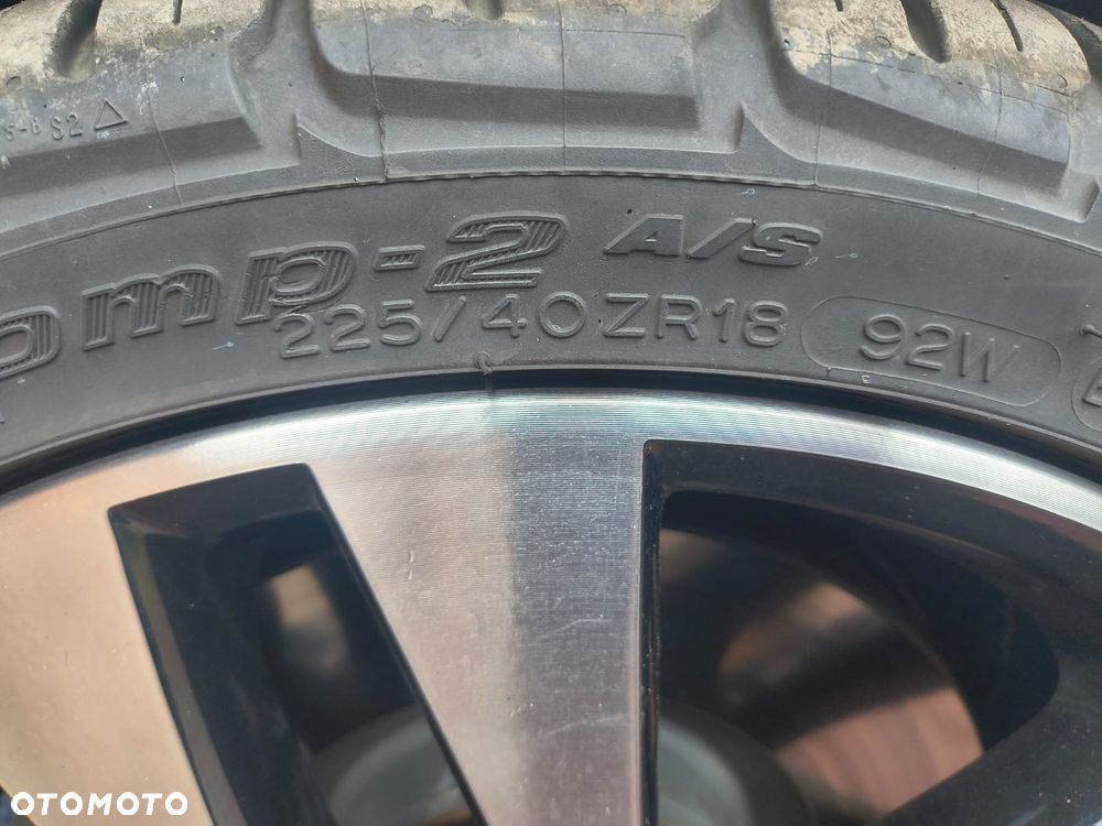 Volkswagen Golf R32 4Motion DSG - 24