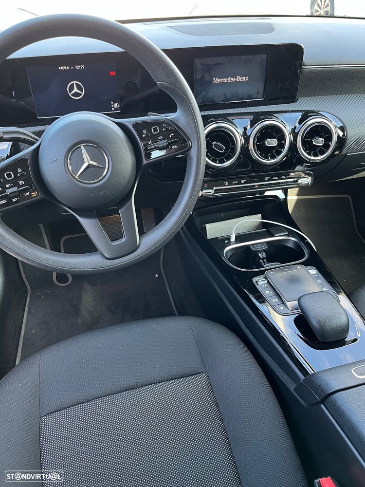 Mercedes-Benz CLA 180 Shooting Brake 7G-DCT Edition 2022 - 7