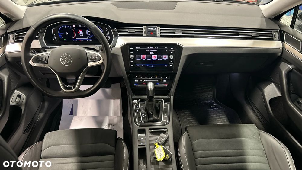 Volkswagen Passat - 3