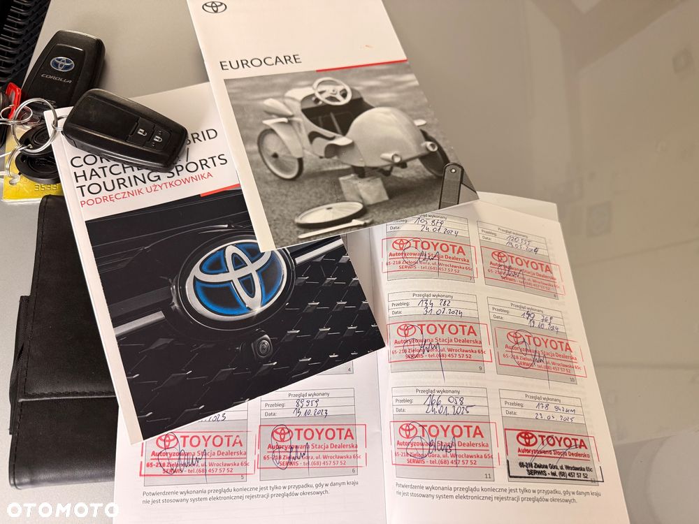 Toyota Corolla 1.8 Hybrid Comfort - 36